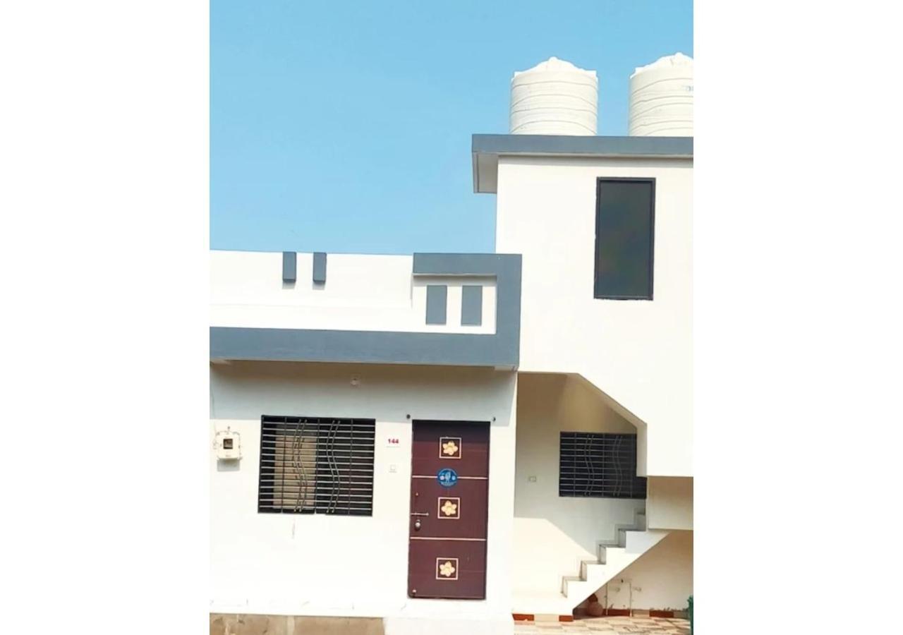 Shiv Shakti Homestay Kevadia المظهر الخارجي الصورة